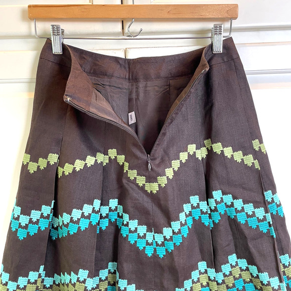 Ann Taylor LOFT Women's Sz 0P Linen Pleated Flare Skirt Chevron Embroidered - Picture 3 of 10
